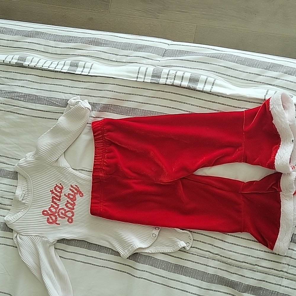 Santa Baby 2 piece set